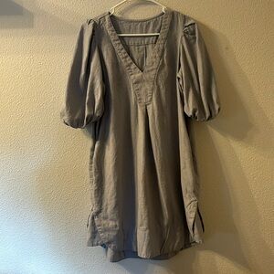 Rachel Zoe vneck puffer sleeve dress with pockets fits like a small